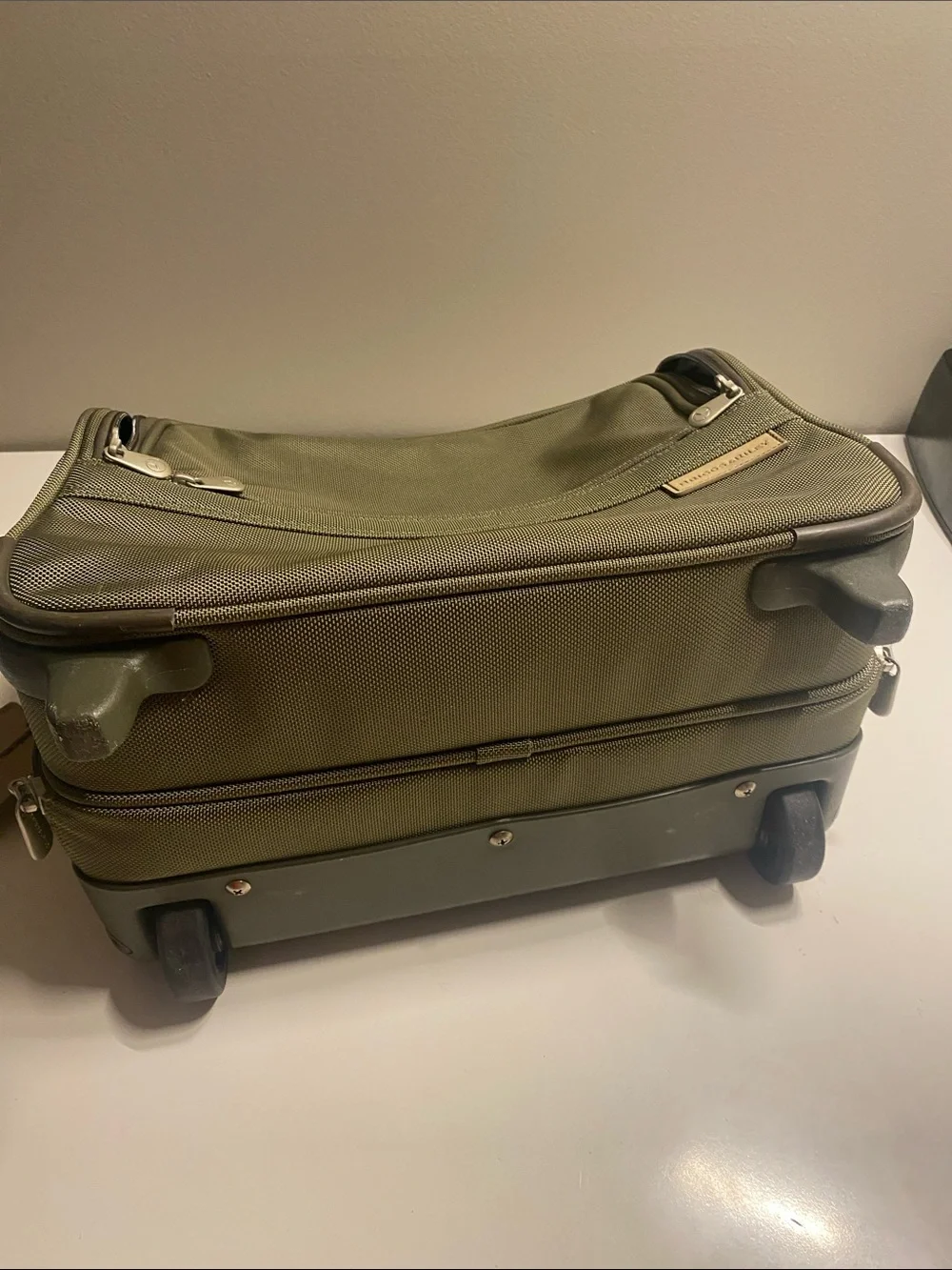 Briggs & Riley 2-Wheel Cabin Bag Carry On Luggage Olive Green